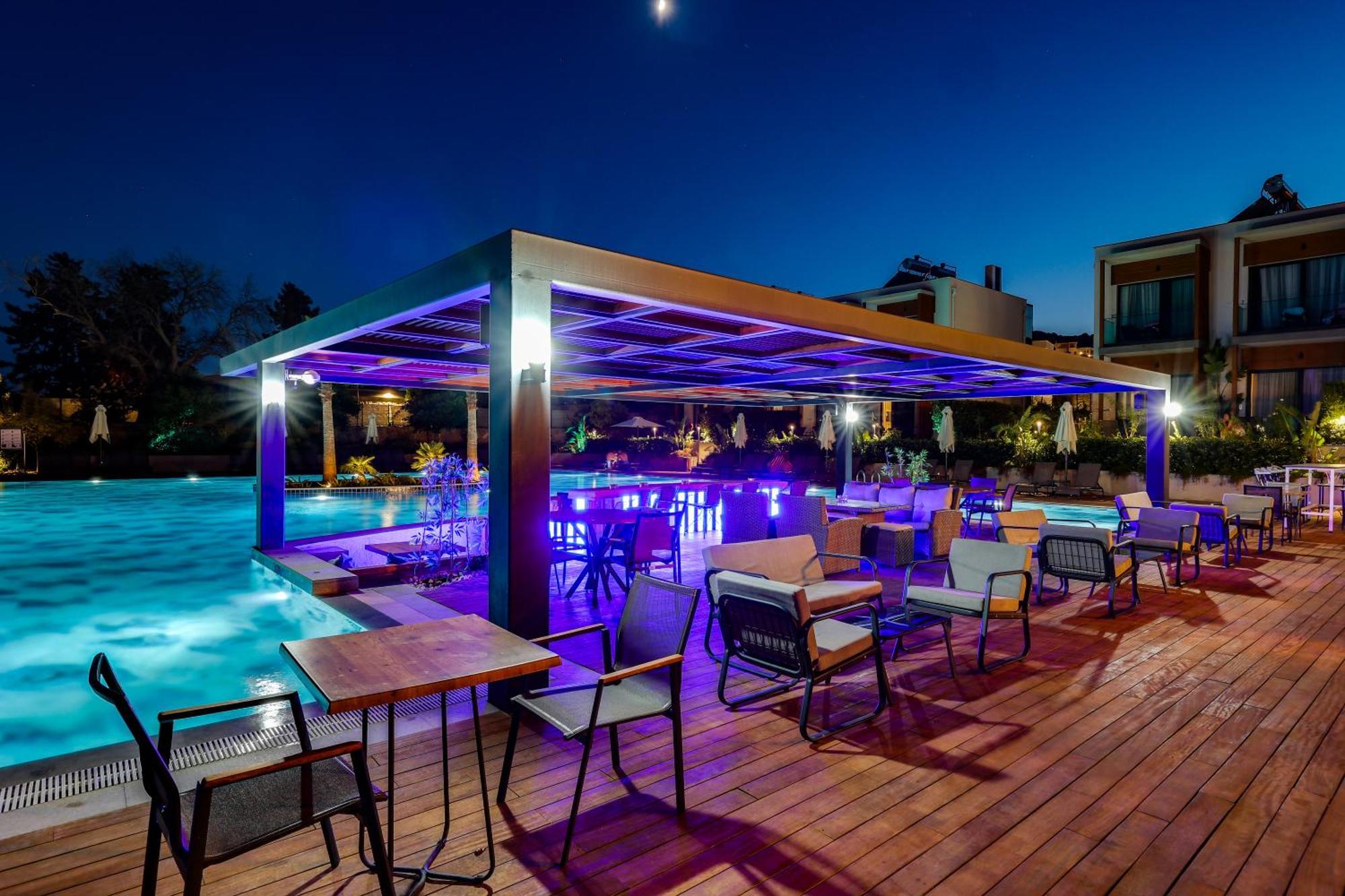 Celeste Bella Luxury Hotel & Spa Ortakent Bagian luar foto