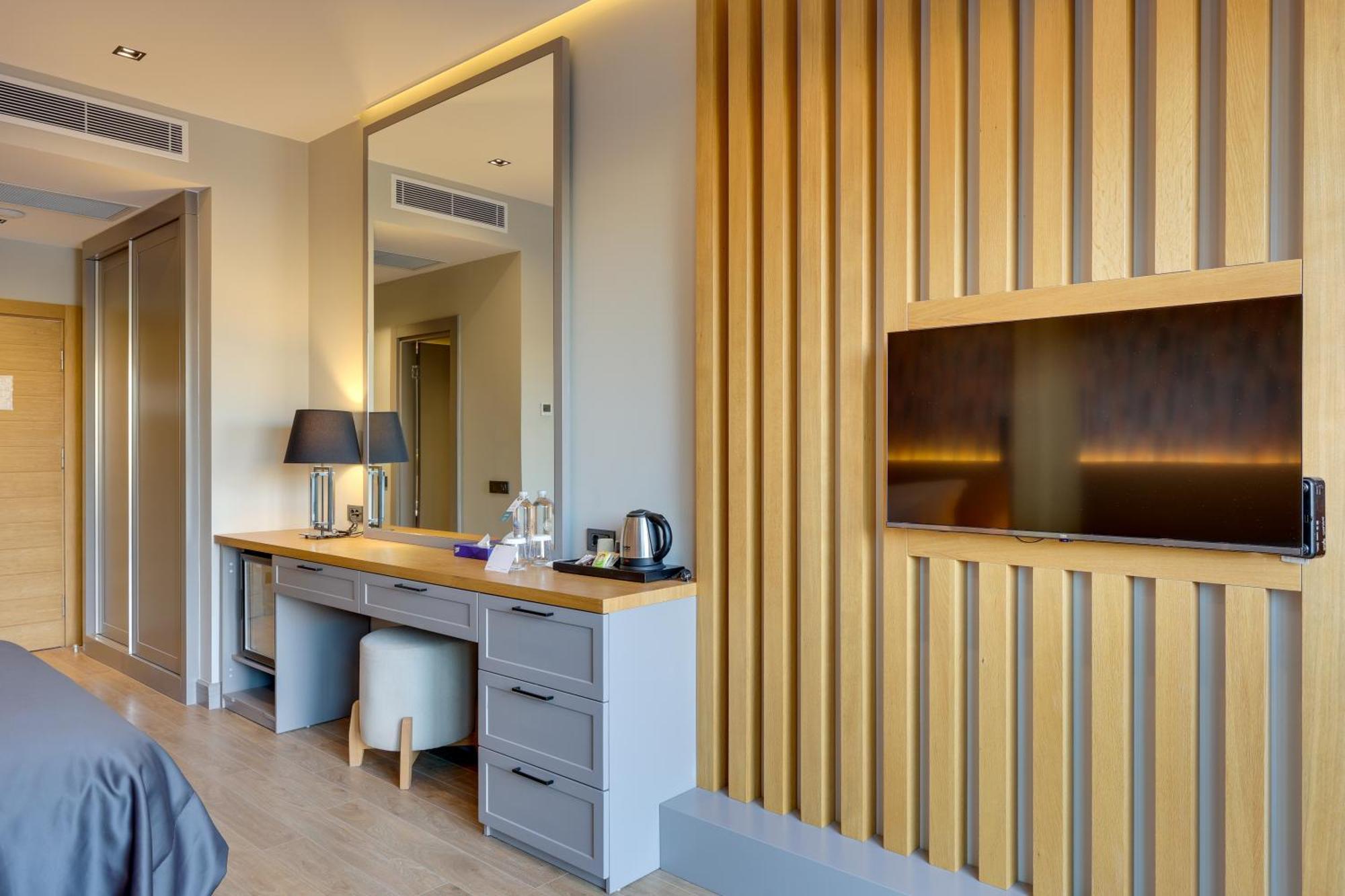 Celeste Bella Luxury Hotel & Spa Ortakent Bagian luar foto